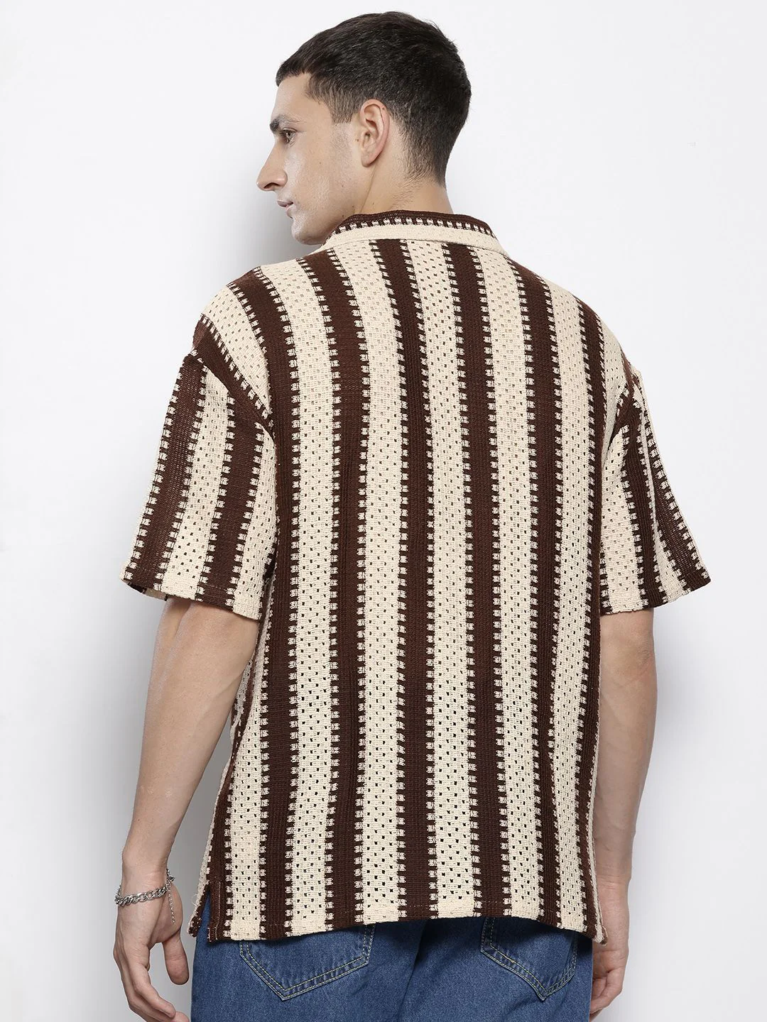 Men's Off White Relaxed Fit Textured Resort Wear Shirt - Image 4