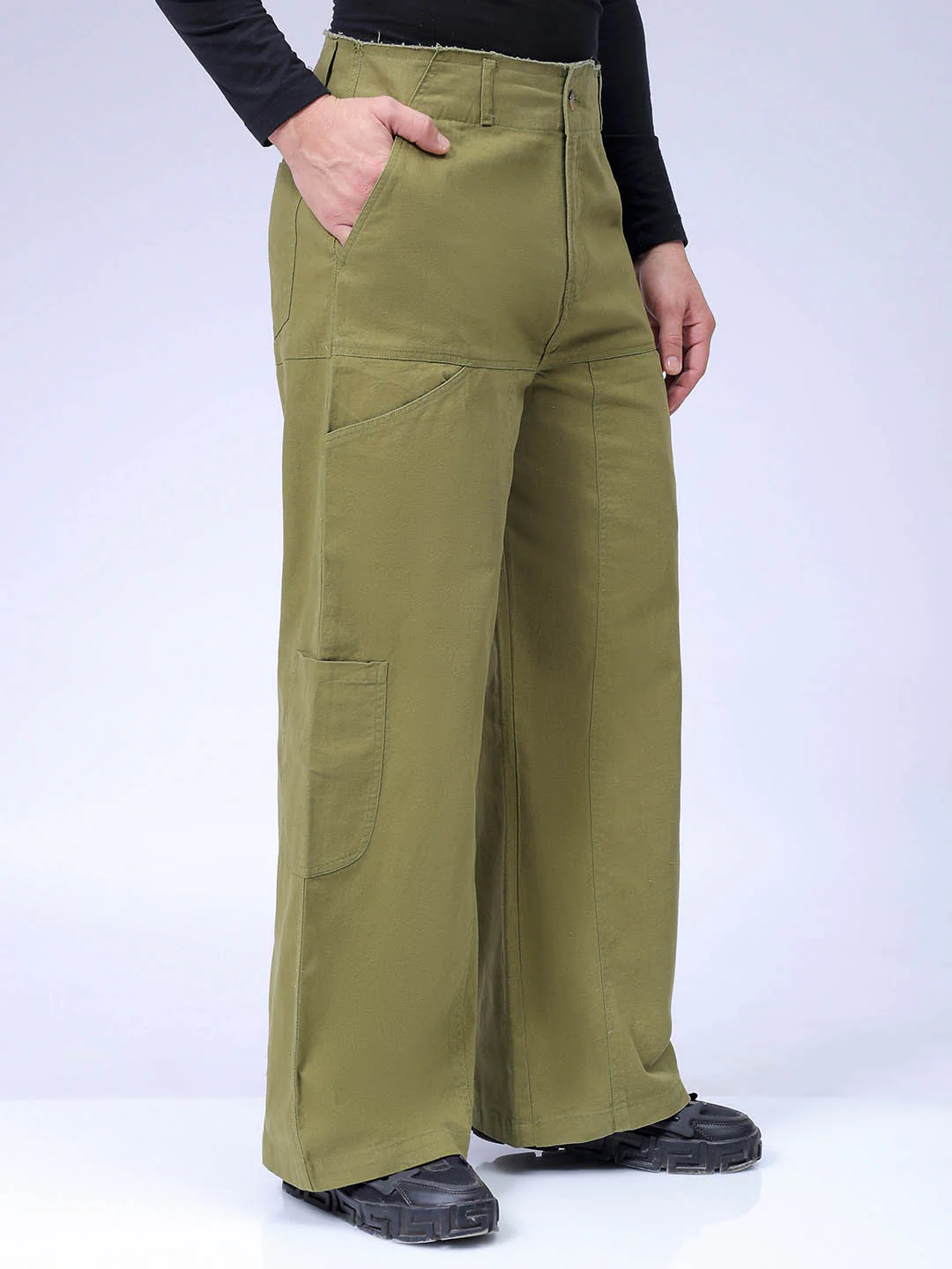 Men's Sea Kelp Wide Leg Fit Solid Utility Trouser - Image 3