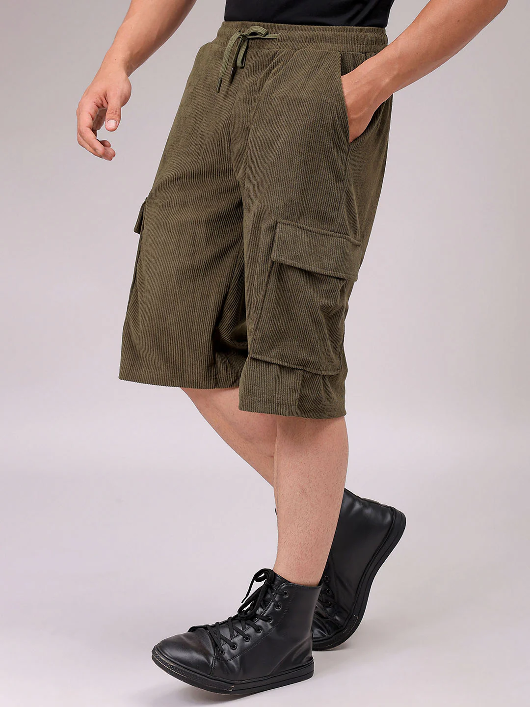 Men's Dark Olive Loose Fit Textured Utility Shorts - Image 4