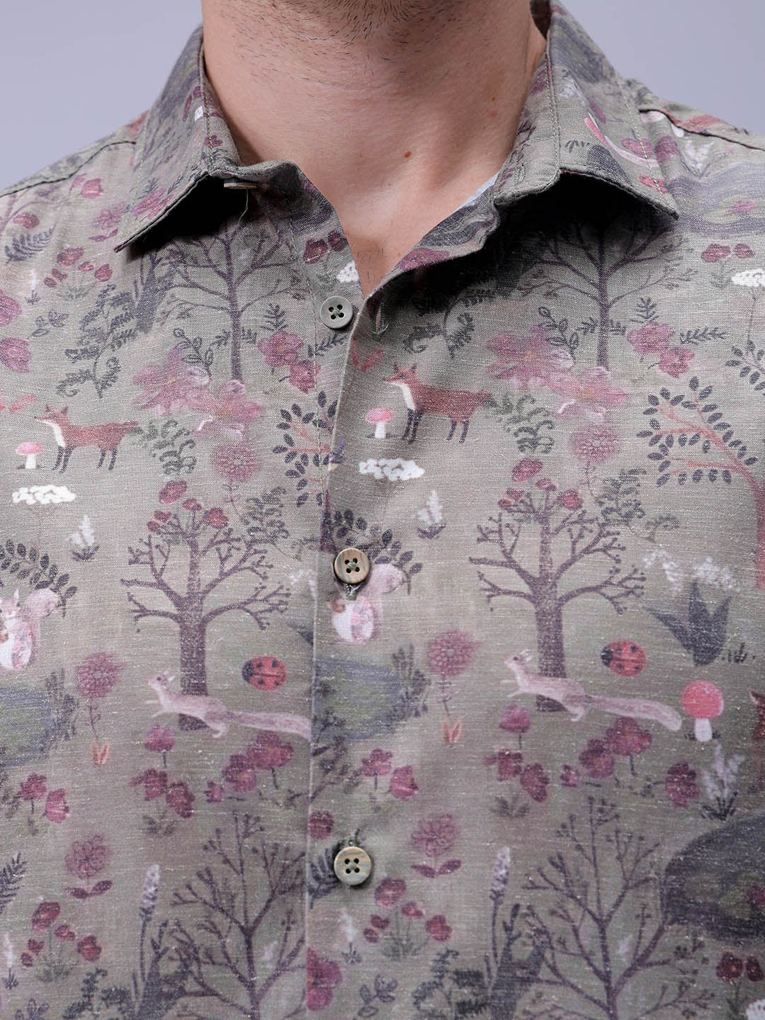 Men's Olive Regular Fit Printed Resort Wear Shirt - Image 3