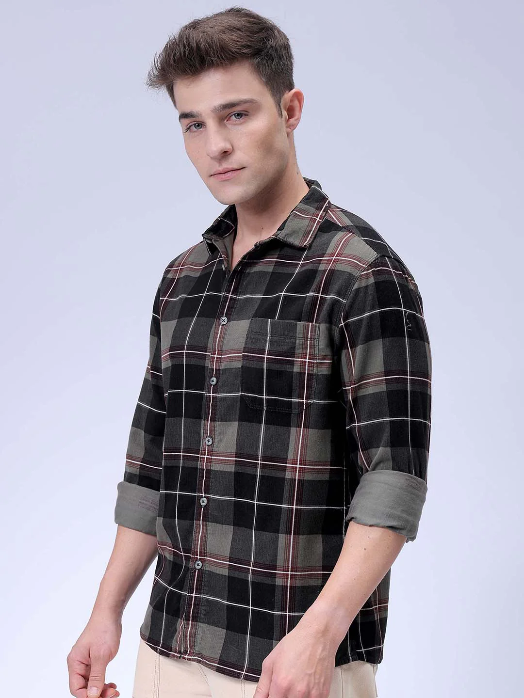 Men's Olive Regular Fit Solid Casual Shirt - Image 3