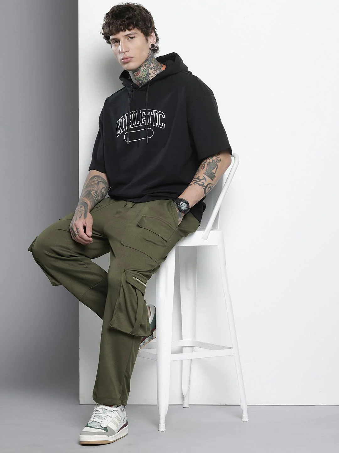 Men's Olive Relaxed Fit Textured Street Wear Jogger - Image 2