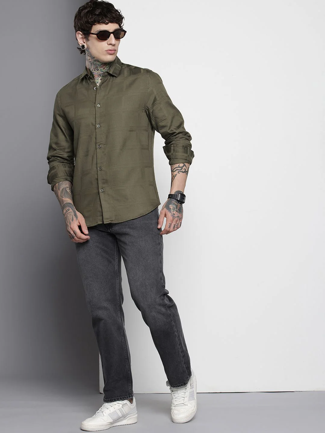 Men's Olive Slim Fit Textured Party Wear Shirt - Image 4