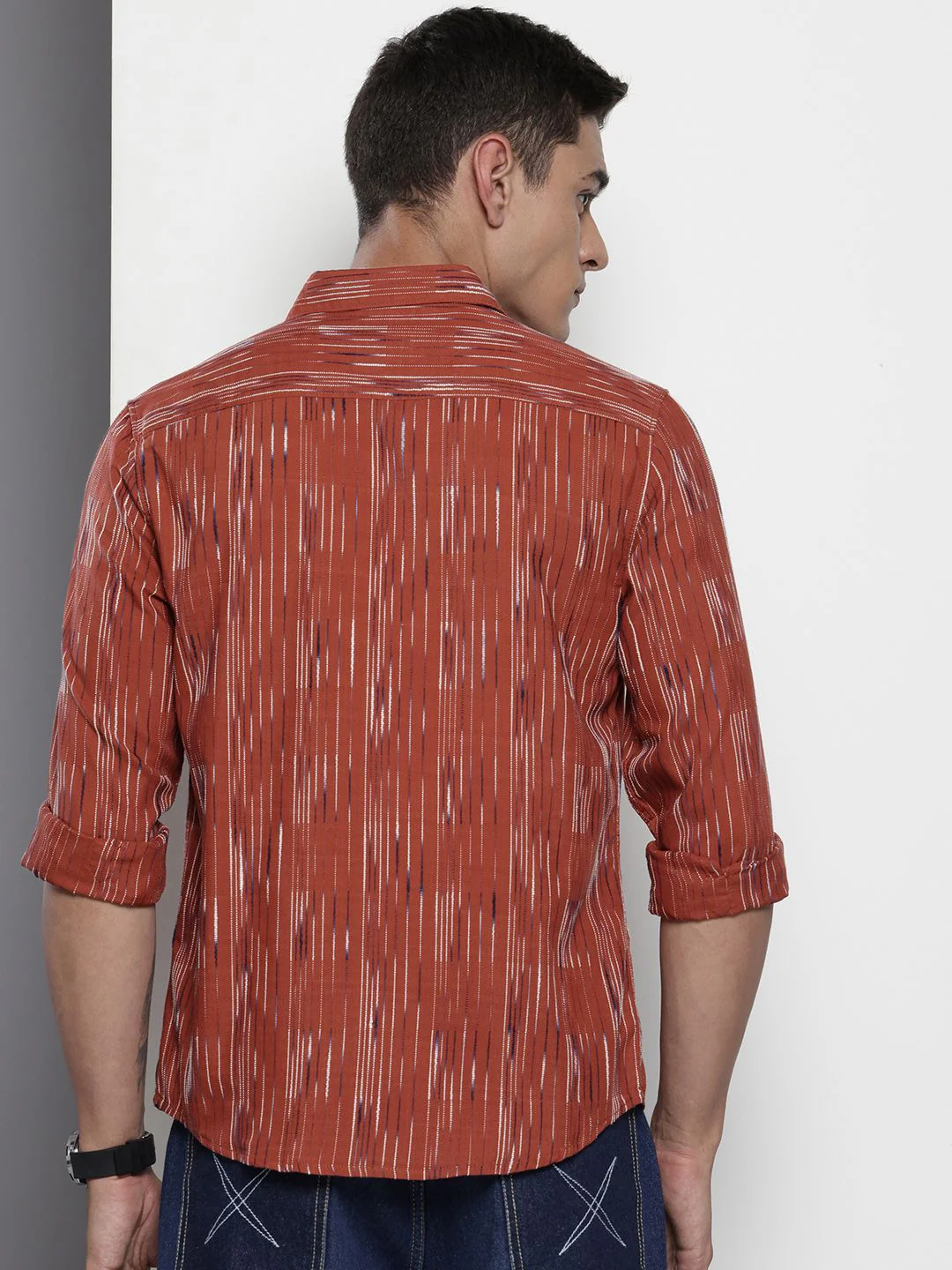 Men's Rust Slim Fit Striped Casual Shirt - Image 4