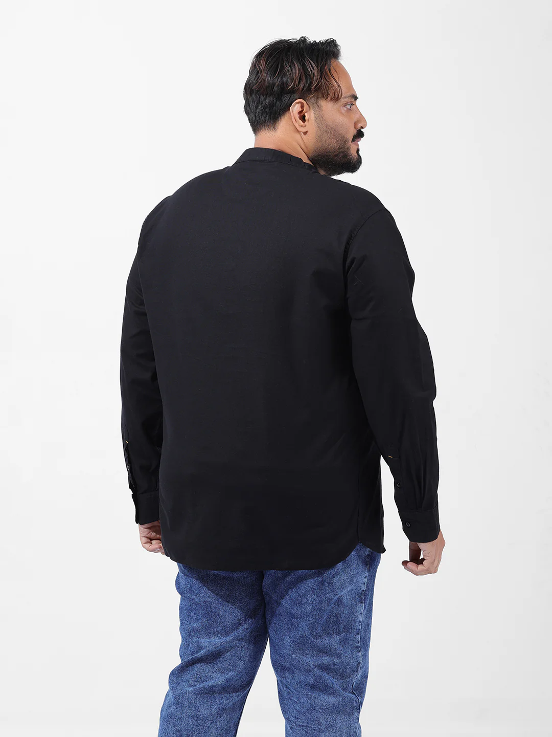 Men's Black Oversized Fit Solid Casual Shirt - Image 4