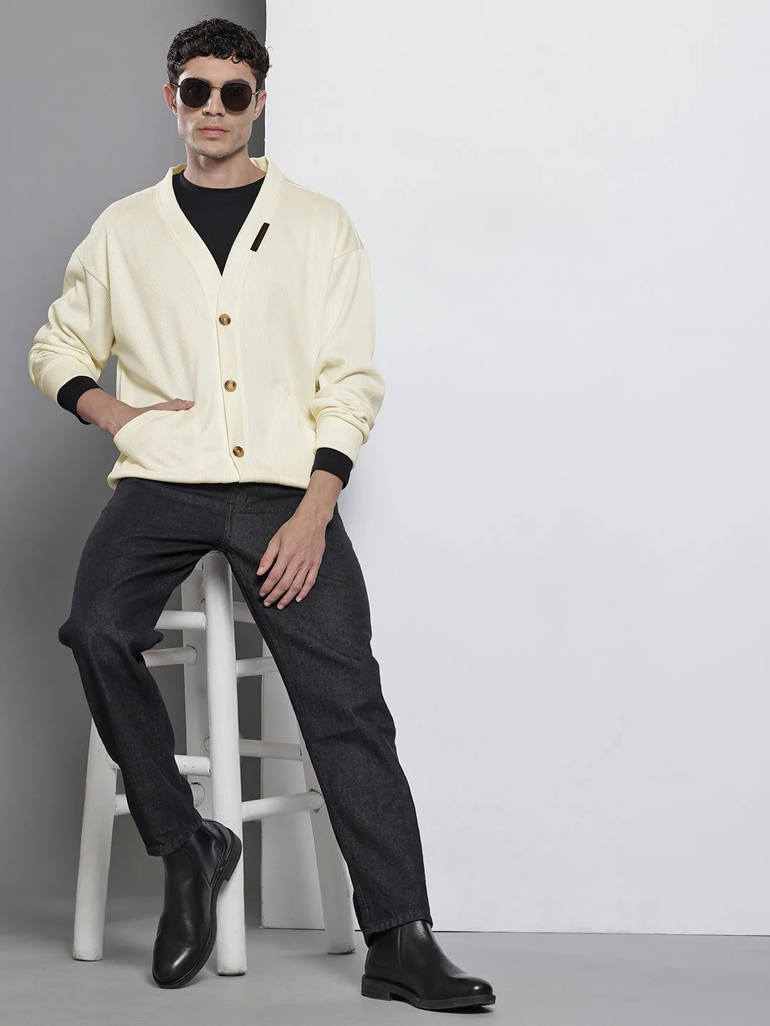 Men's Off White Oversized Fit Textured Casual Sweatshirts - Image 6