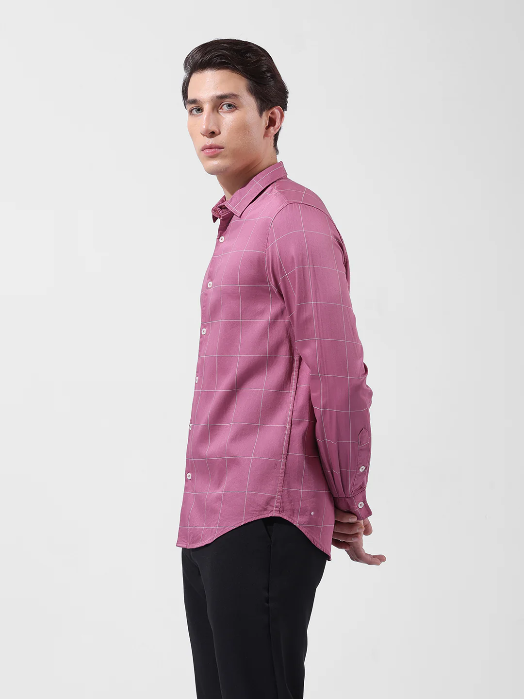 Men's Pink Slim Fit Checked Casual Shirt - Image 2