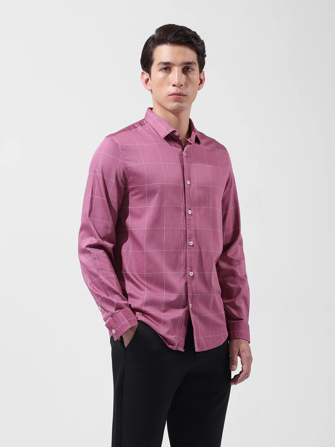 Men's Pink Slim Fit Checked Casual Shirt - Image 3