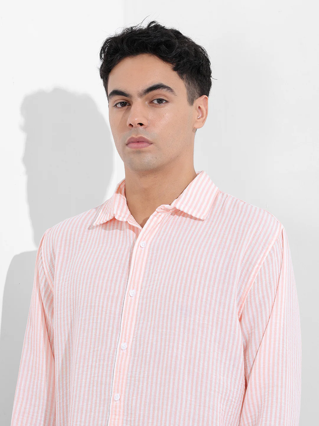 Men's Pink Relaxed Fit Striped Casual Shirt - Image 5