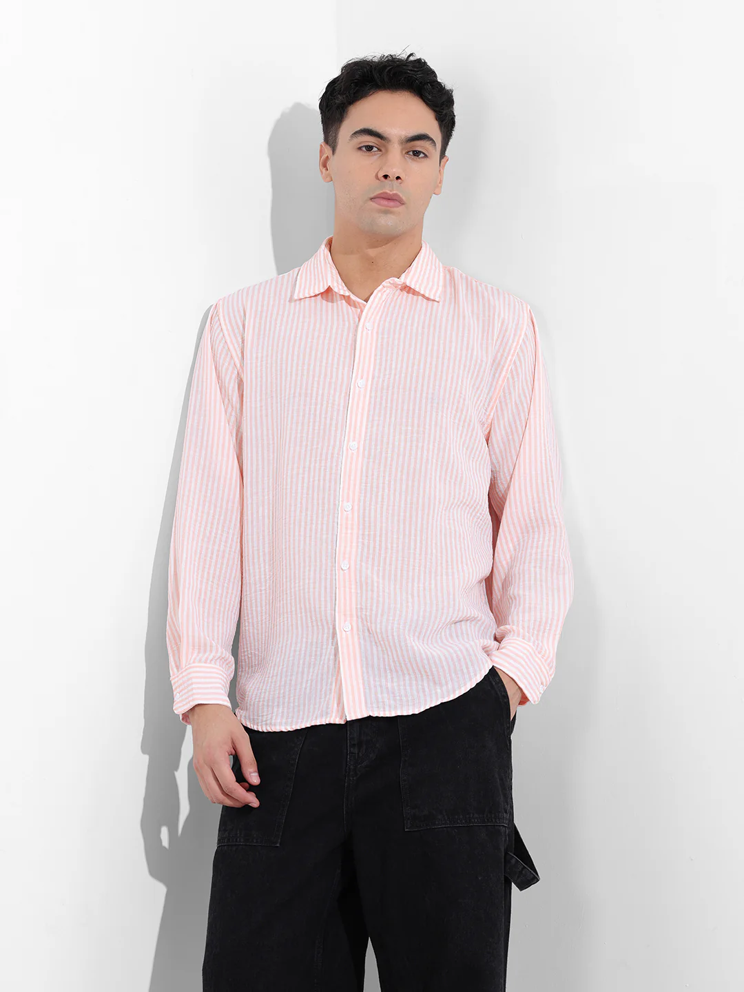Men's Pink Relaxed Fit Striped Casual Shirt - Image 7
