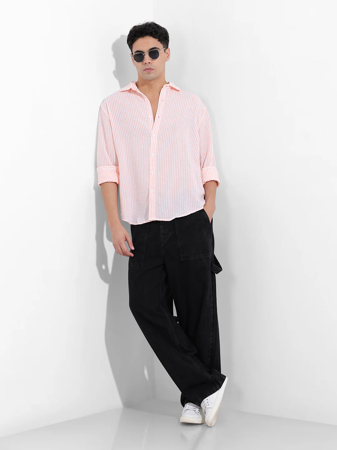 Men's Pink Relaxed Fit Striped Casual Shirt - Image 8