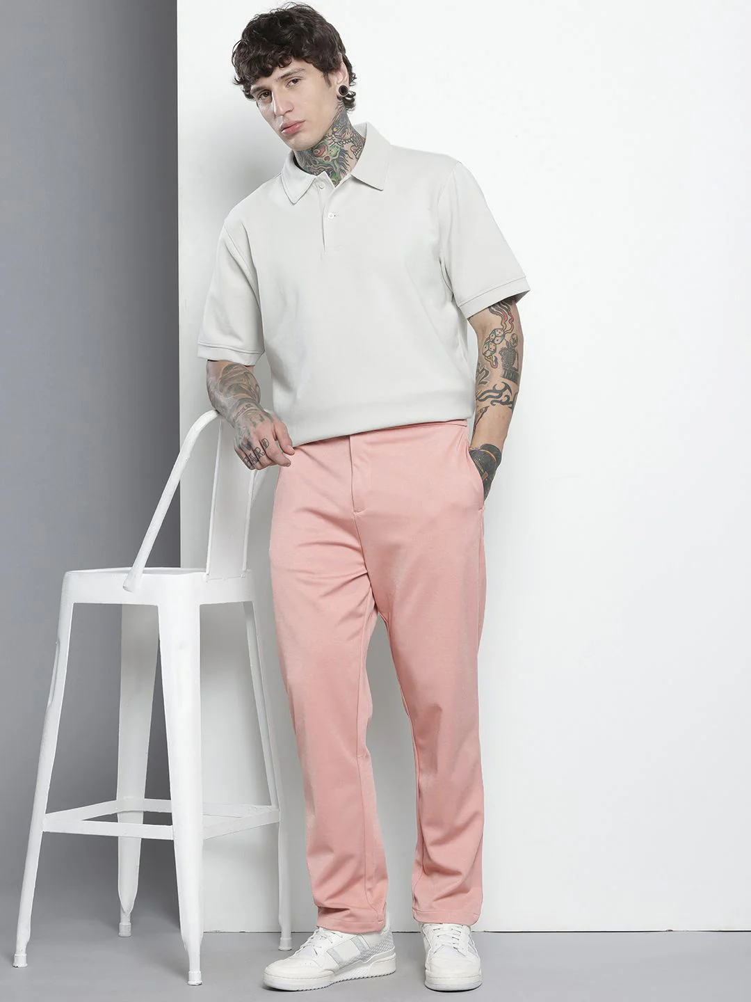Men's Peach Relaxed Fit Solid Casual Chinos - Image 4