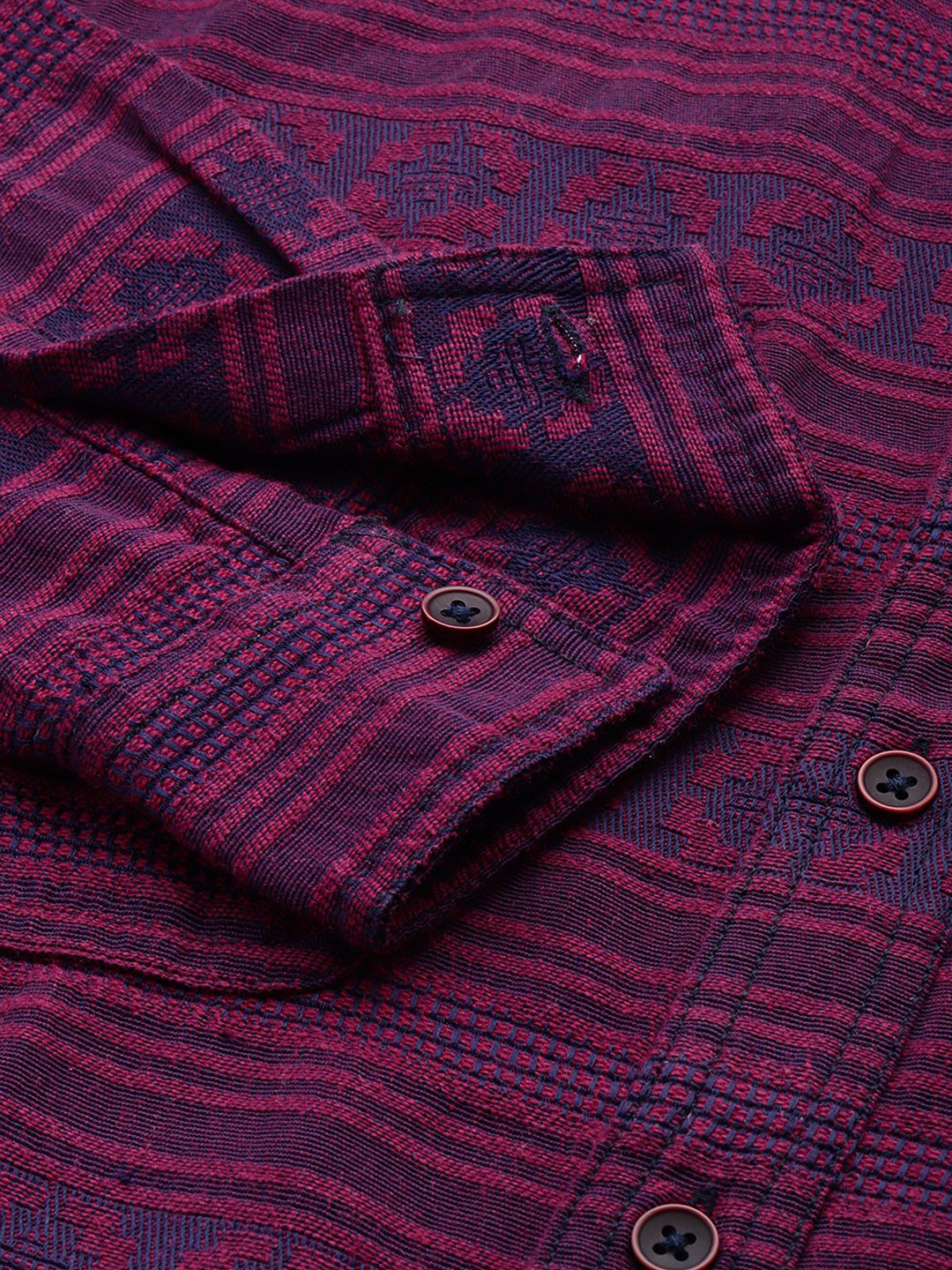 Men's Magenta Relaxed Fit Textured Casual Shirt - Image 6