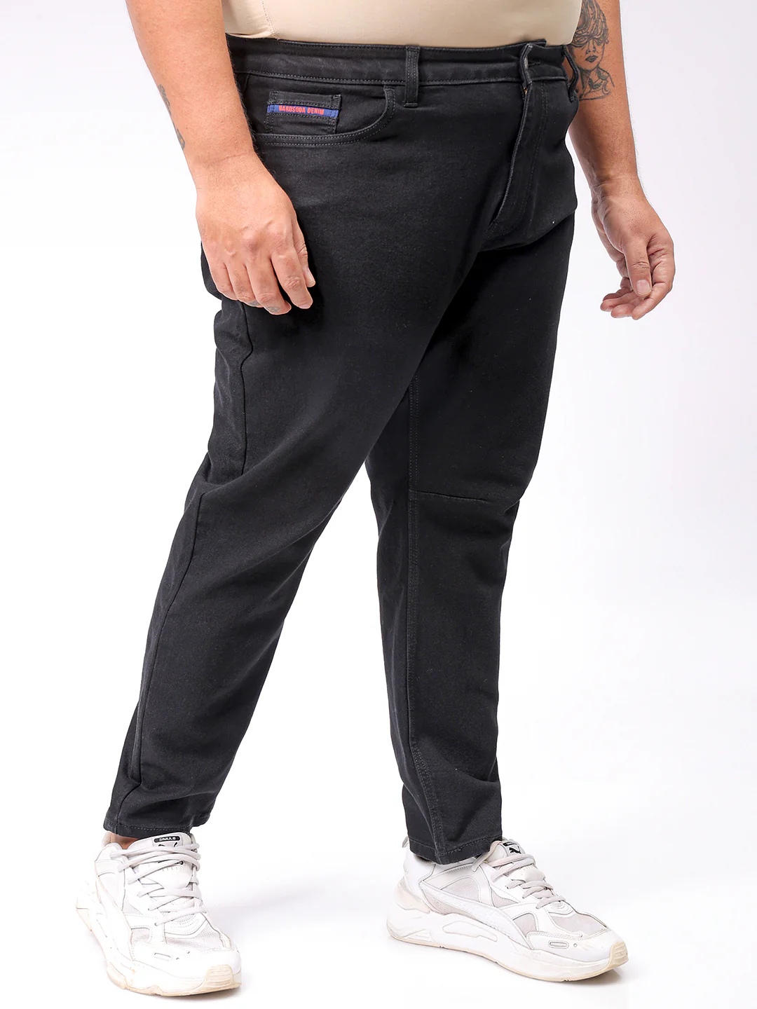 Men's Black Carrot Fit Casual Jeans - Image 4