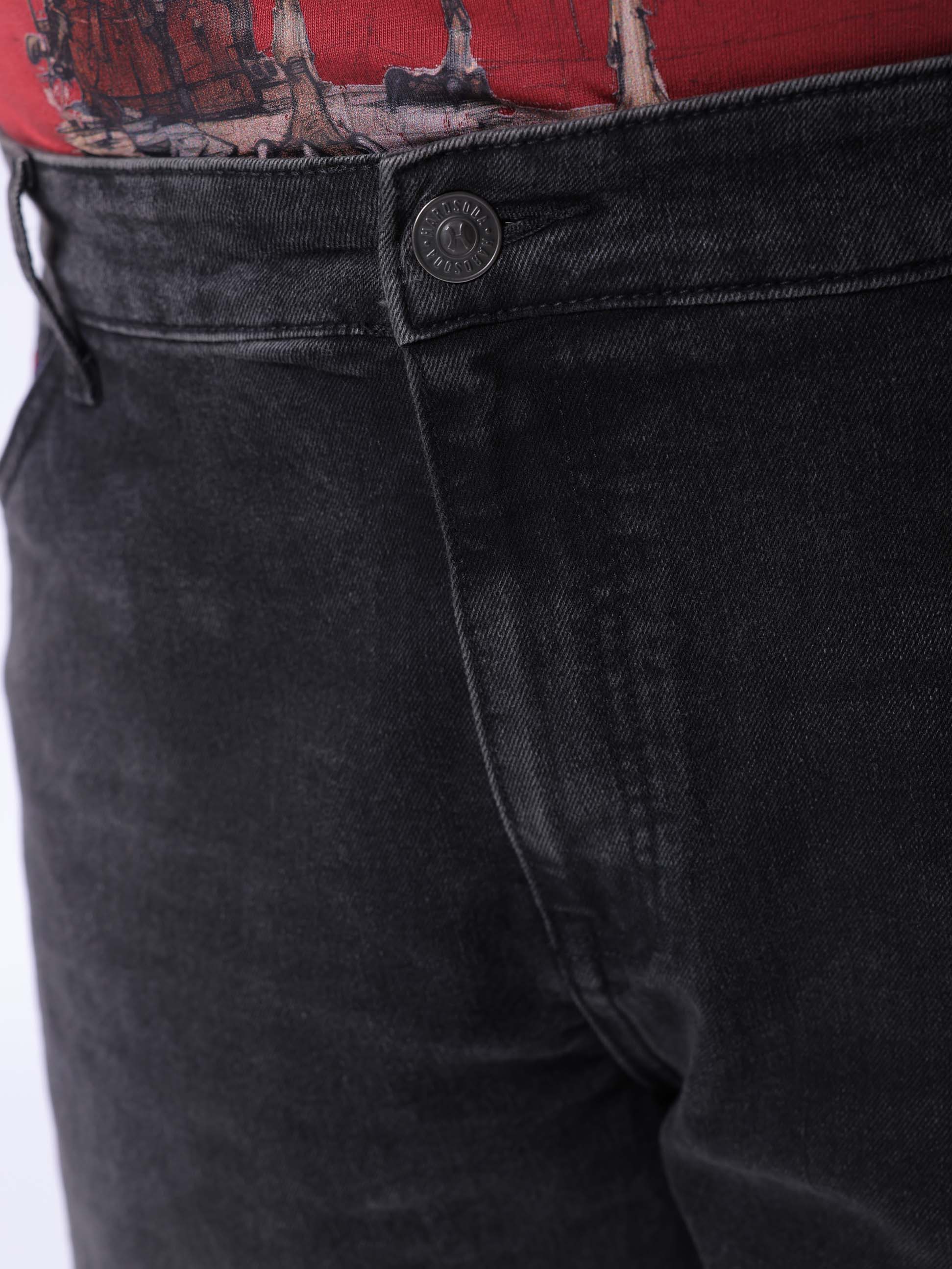 Men's Plus Size Black Vintage Straight Fit Solid Jeans - Image 6