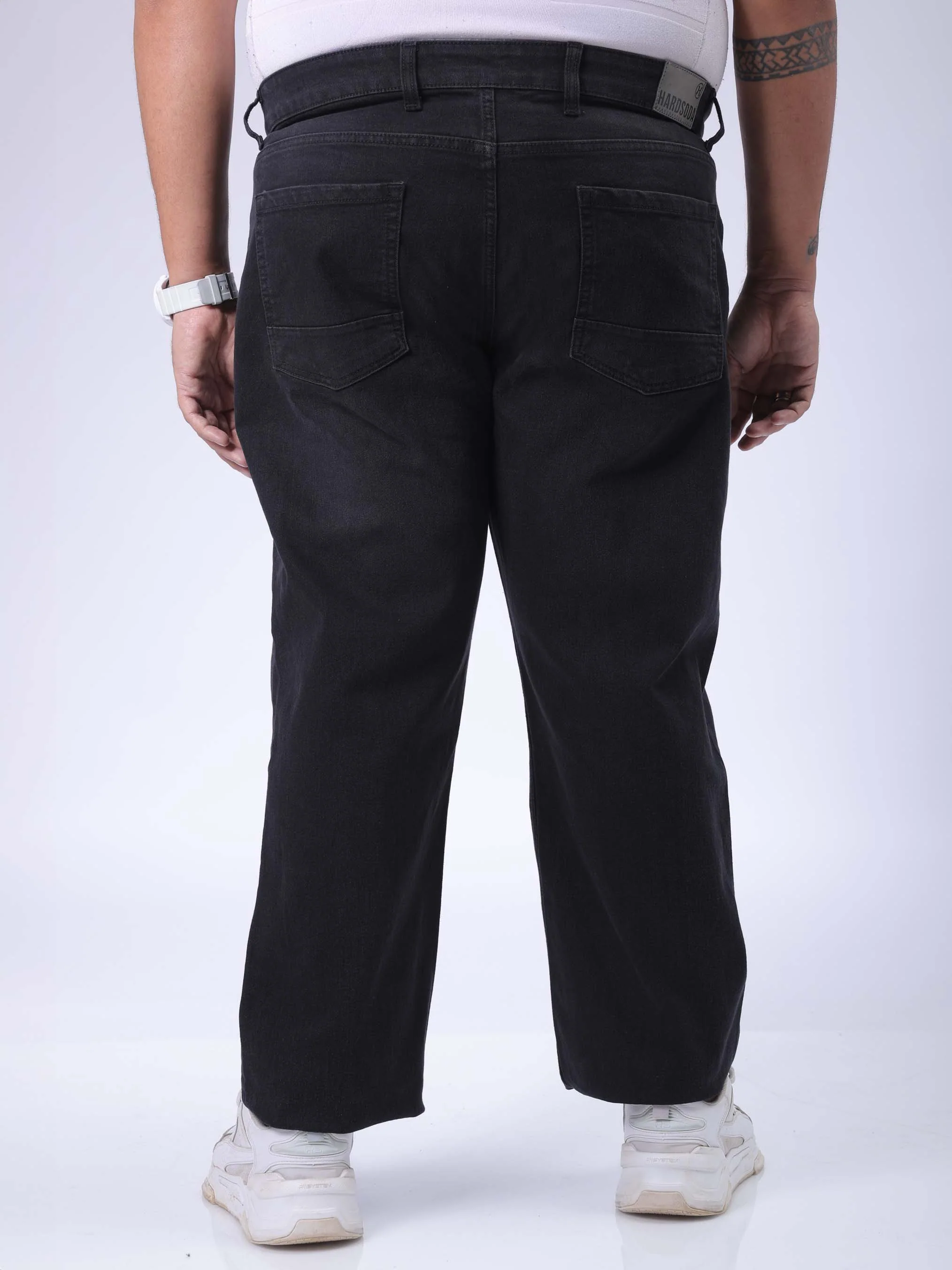 Men's Plus Size Black Vintage Straight Fit Solid Jeans - Image 5