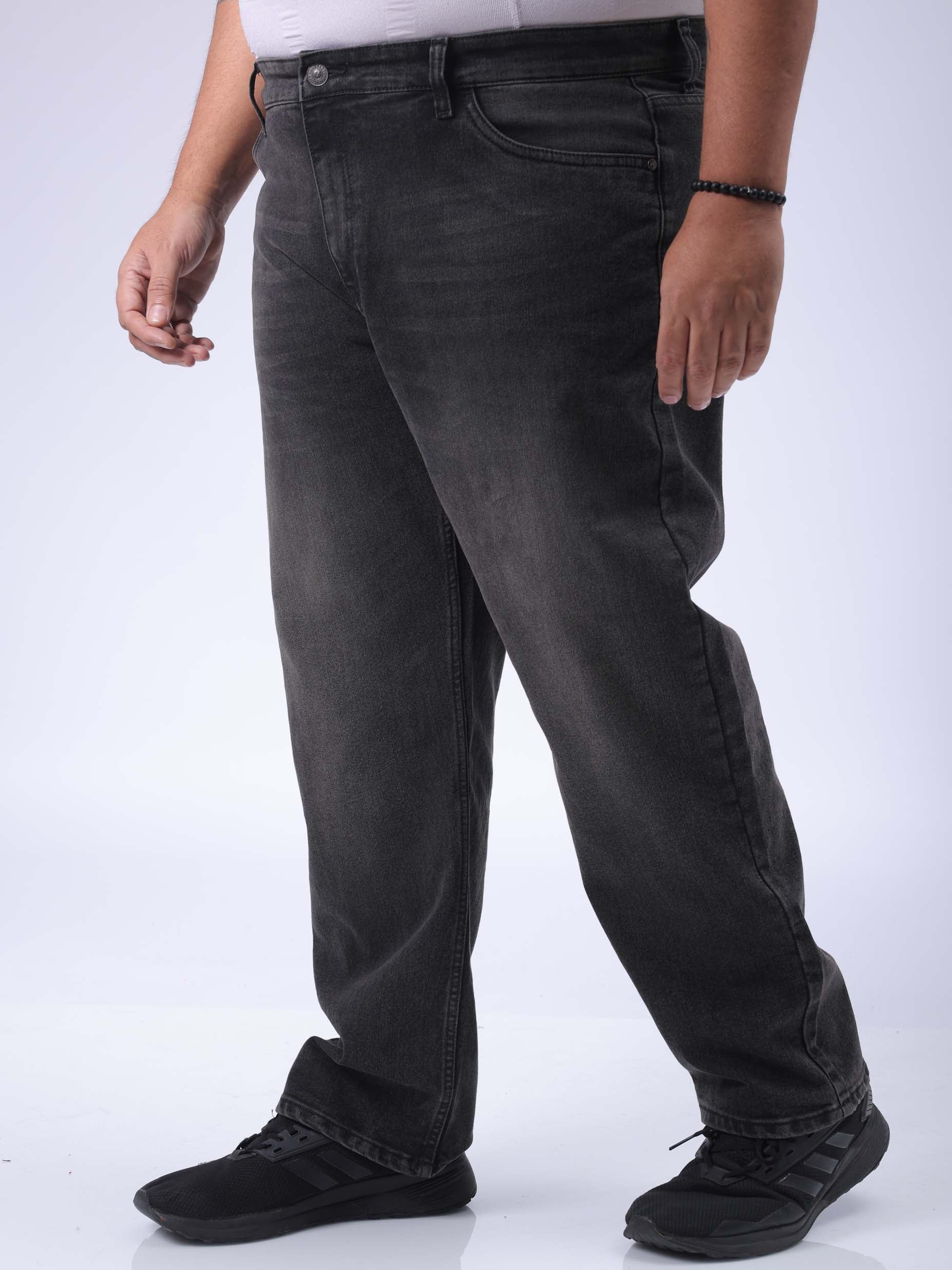 Men's Plus Size Black Vintage Straight Fit Solid Jeans - Image 3