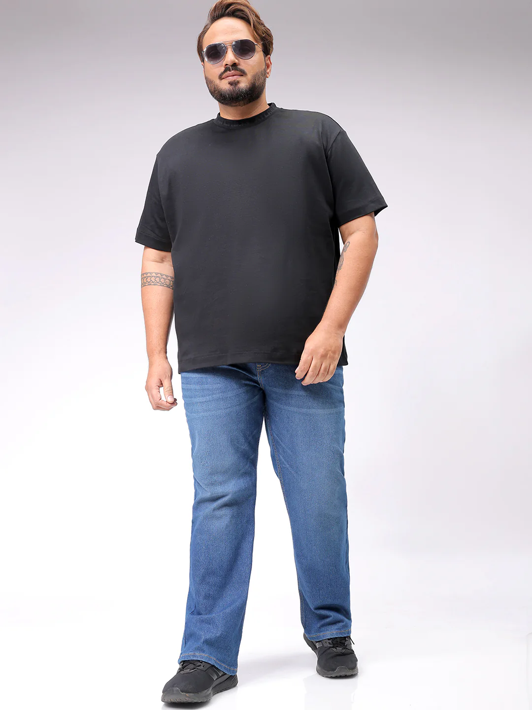 Men's Plus Size Blue Bootcut Fit Solid Stretchable Jeans - Image 2