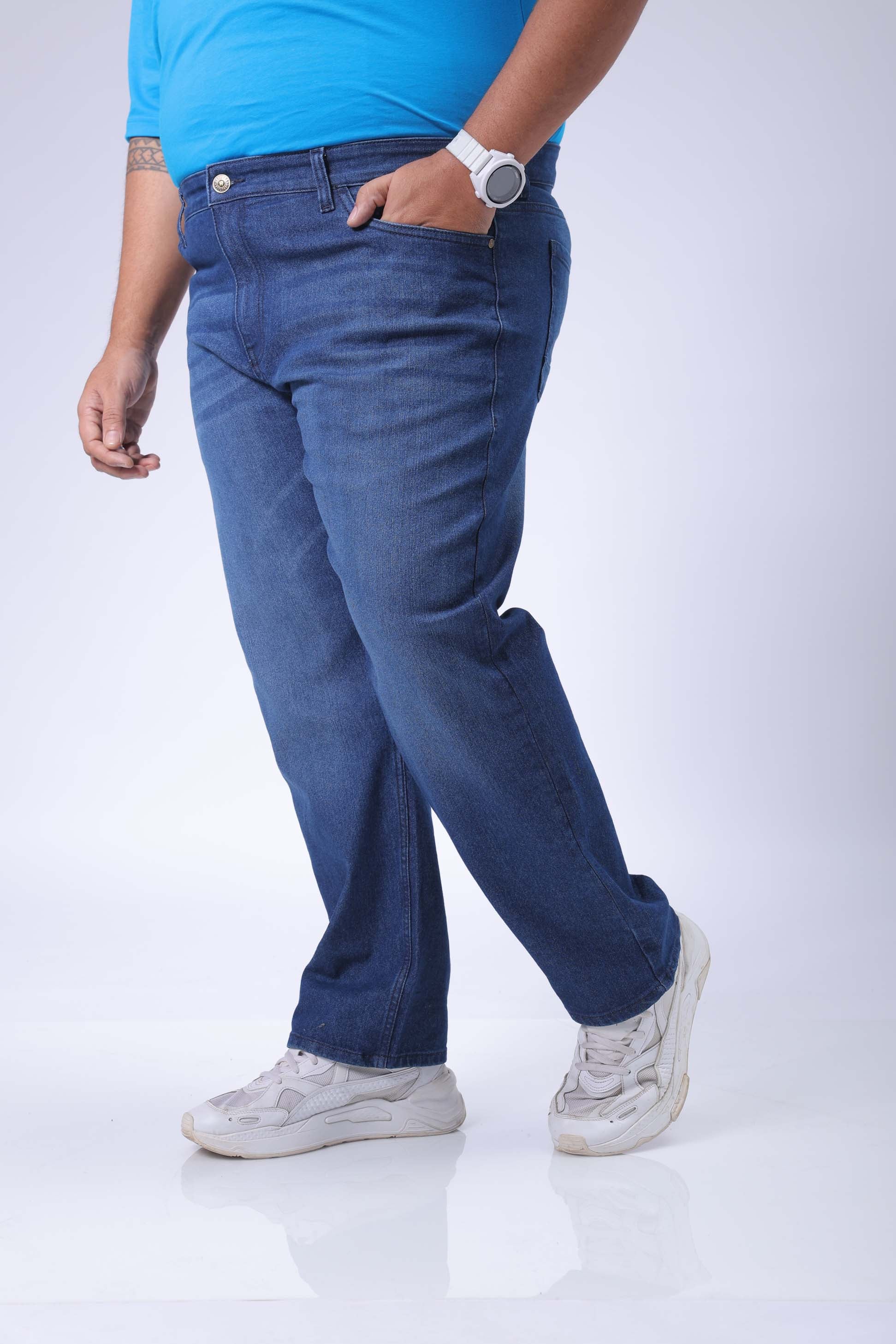 Men's Plus Size Blue Vintage Straight Fit Solid Jeans - Image 3