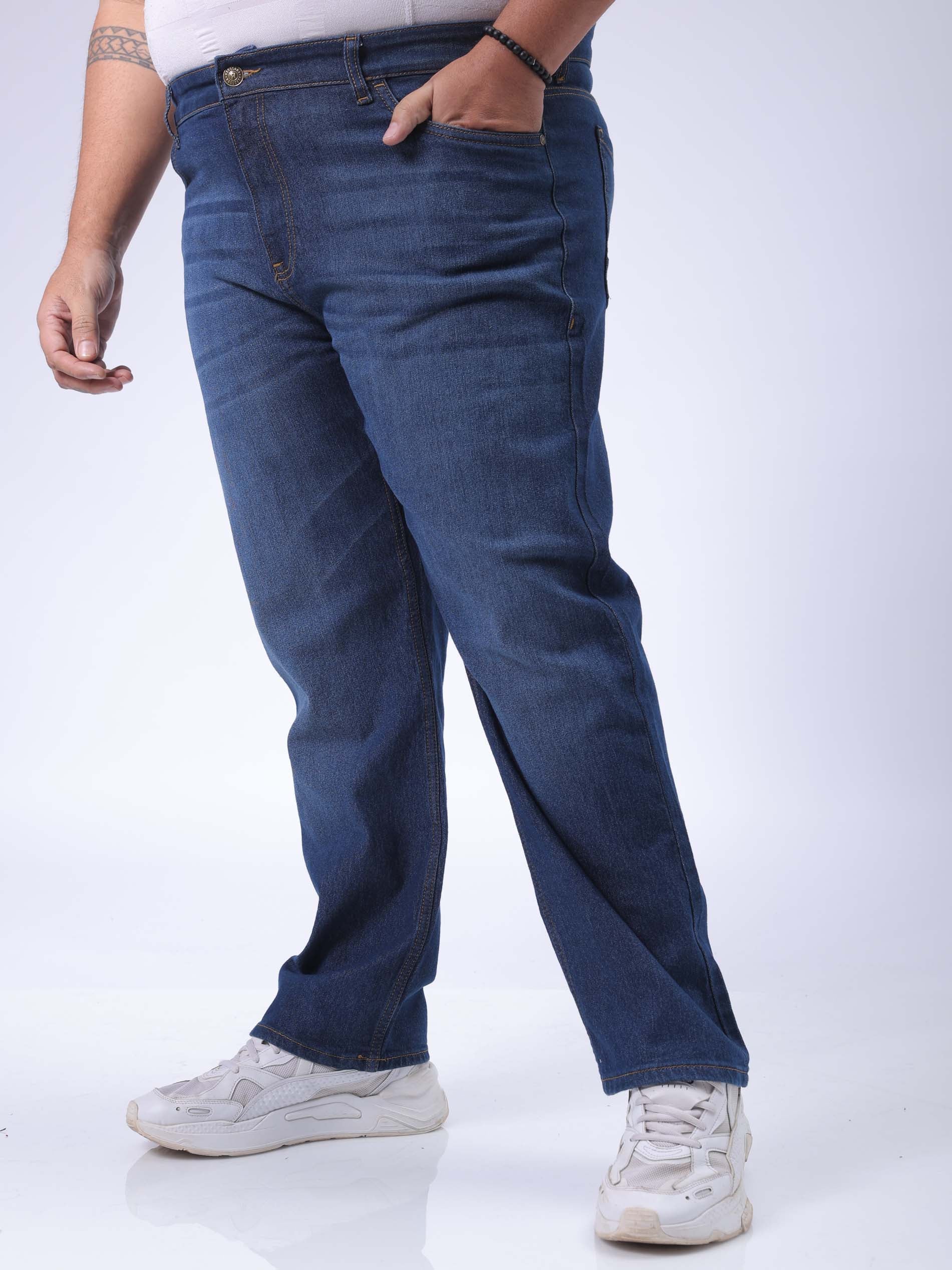 Men's Plus Size Blue Vintage Straight Fit Solid Jeans - Image 3