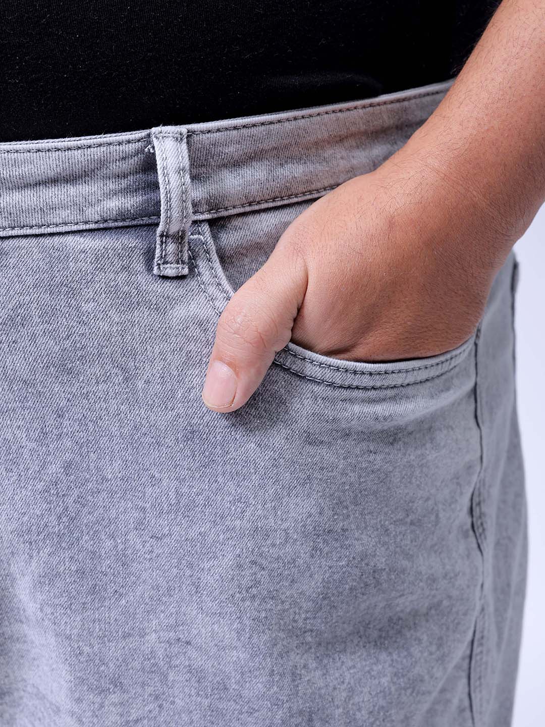 Men's Grey Relaxed Fit Casual Jeans - Image 7