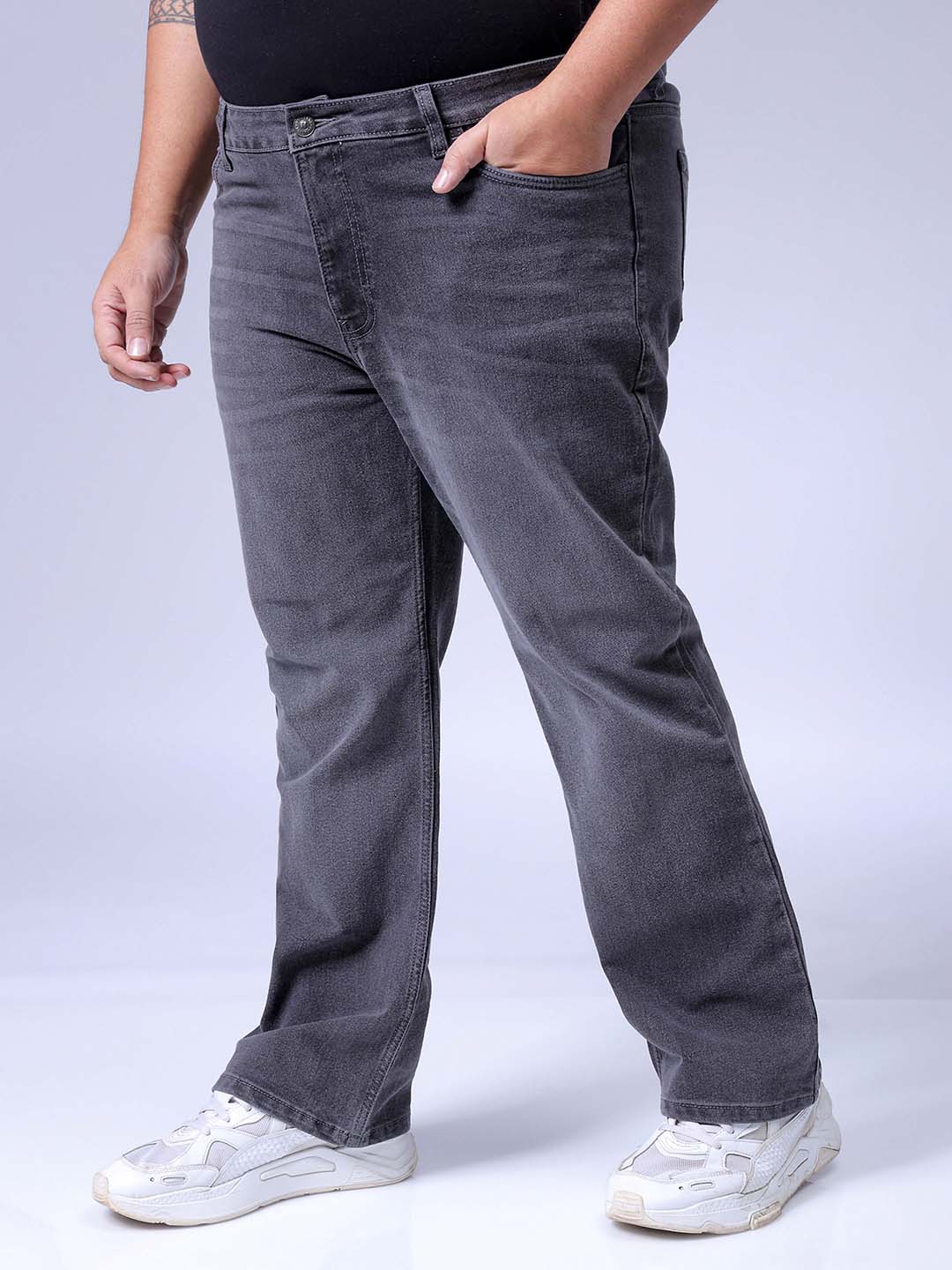 Men's Plus Size Grey Bootcut Fit Solid Stretchable Jeans - Image 2