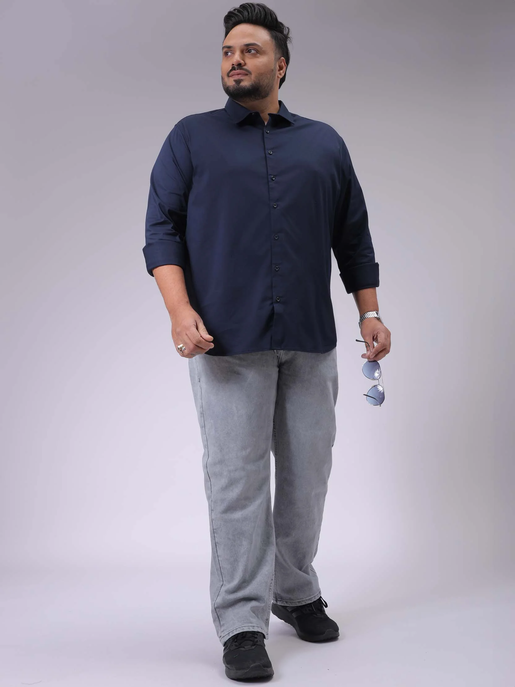 Men's Plus Size Grey Vintage Straight Fit Solid Jeans - Image 2