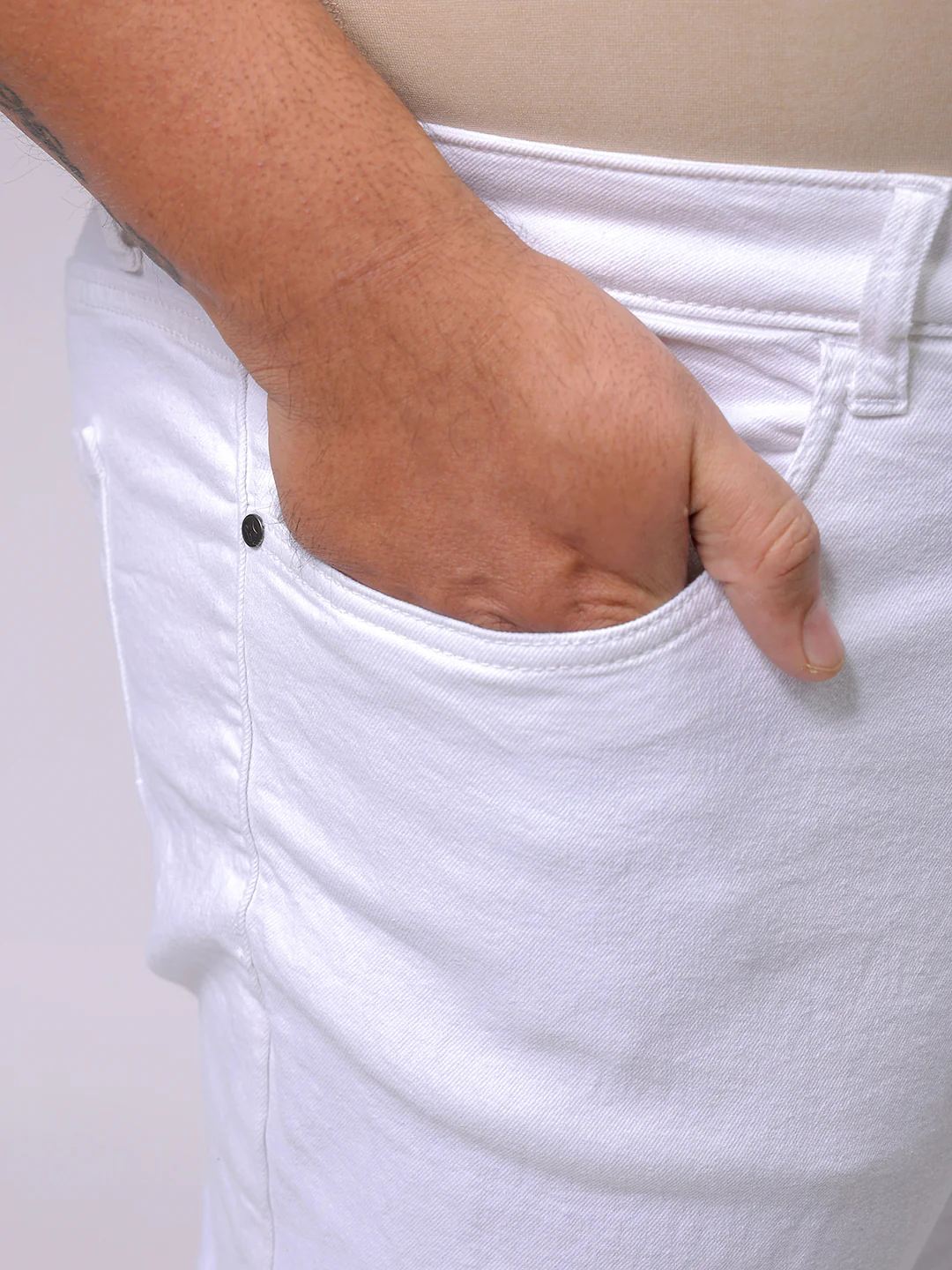 Men's White Carrot Fit Casual Jeans - Image 7