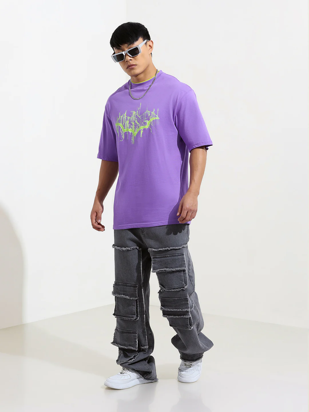 Men's Purple Boxy Fit Character Batman Printed Crew Neck T-Shirt - Image 2