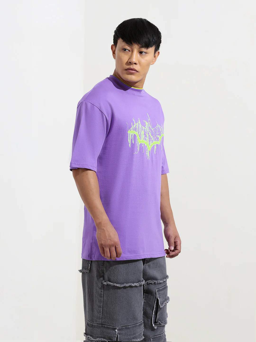 Men's Purple Boxy Fit Character Batman Printed Crew Neck T-Shirt - Image 4