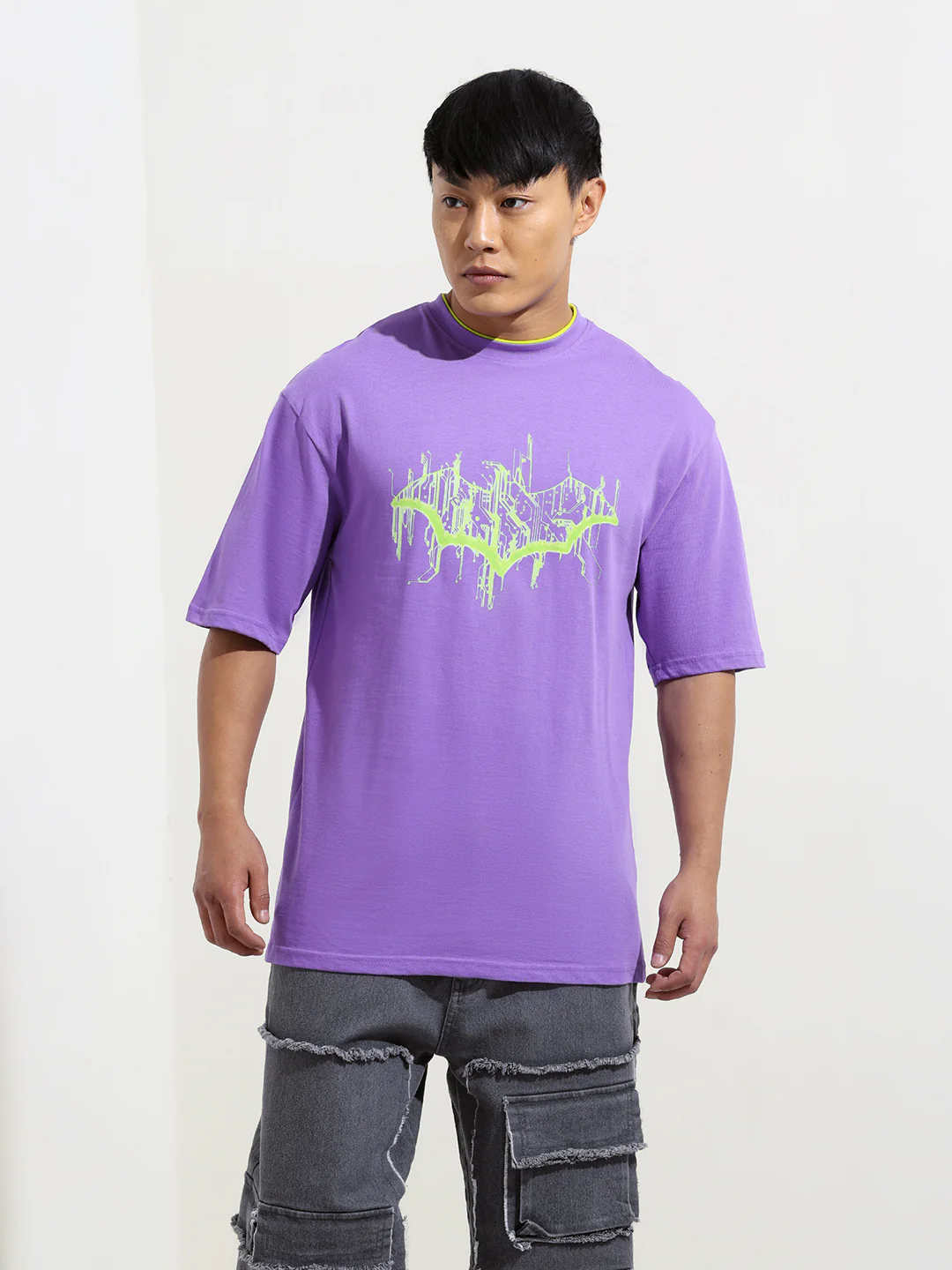Men's Purple Boxy Fit Character Batman Printed Crew Neck T-Shirt - Image 5