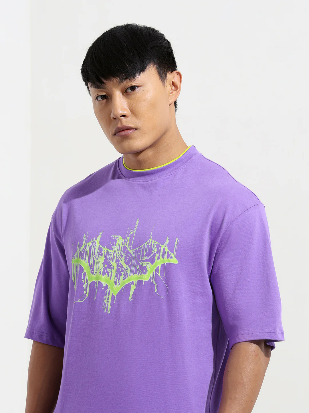 Men's Purple Boxy Fit Character Batman Printed Crew Neck T-Shirt - Image 7
