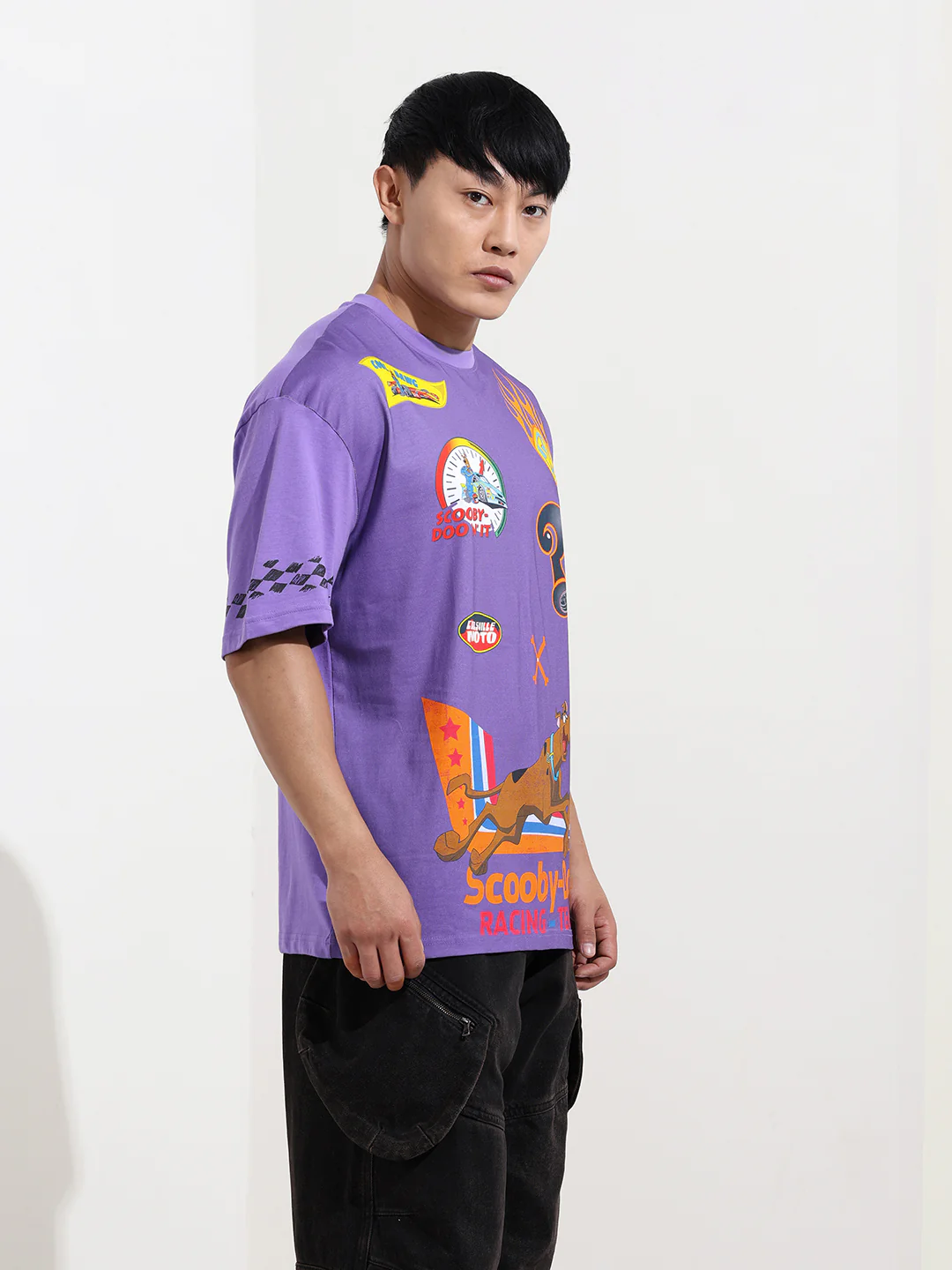 Men's Purple Boxy Fit Character Scooby-Doo Printed Crew Neck T-Shirt - Image 4