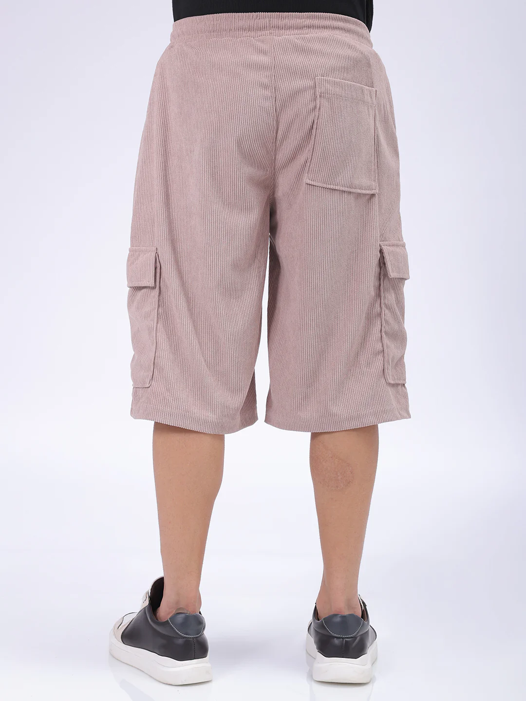 Men's Light Mauve Loose Fit Textured Utility Shorts - Image 4
