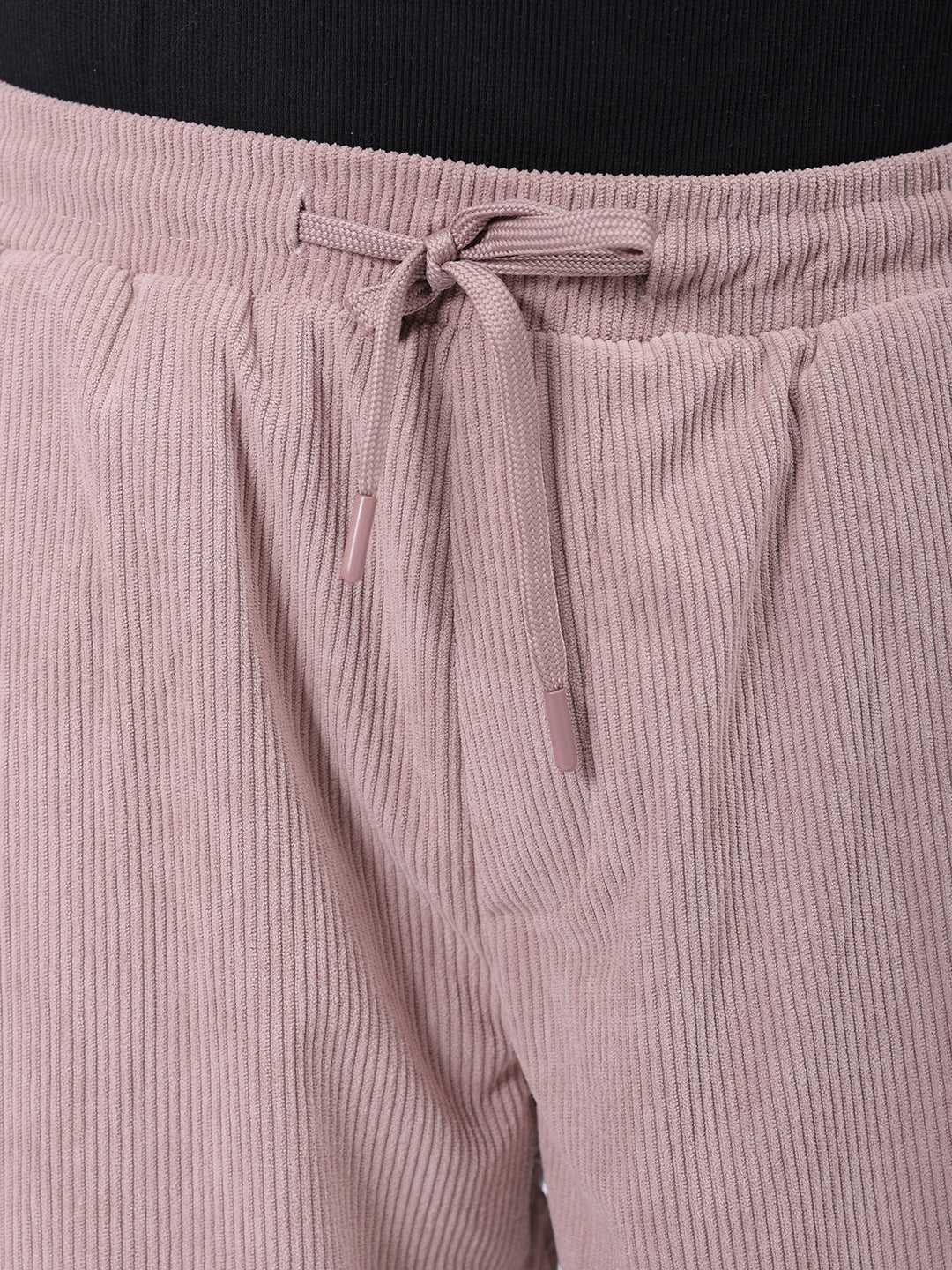 Men's Light Mauve Loose Fit Textured Utility Shorts - Image 6