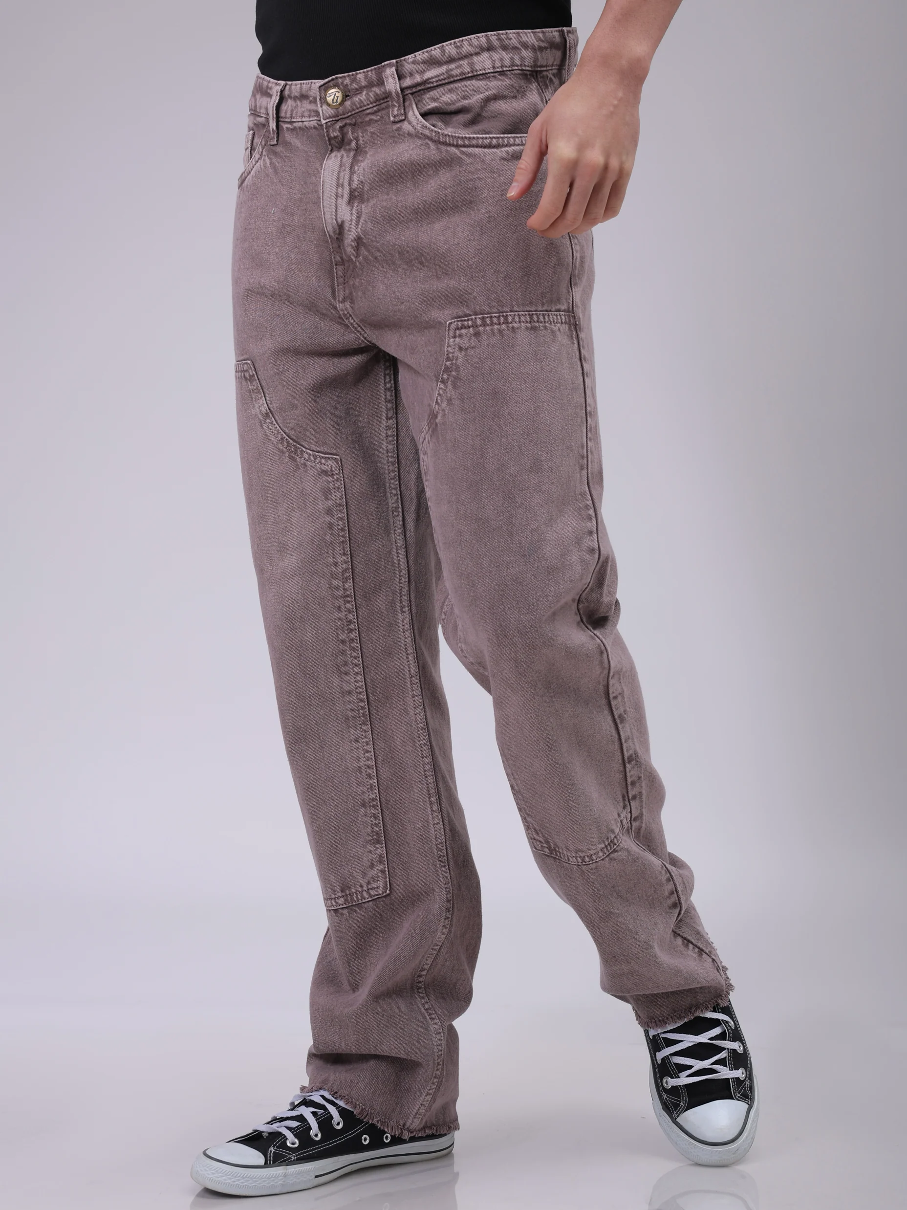Men's Mauve Relaxed Fit Patched Casual Jeans - Image 2