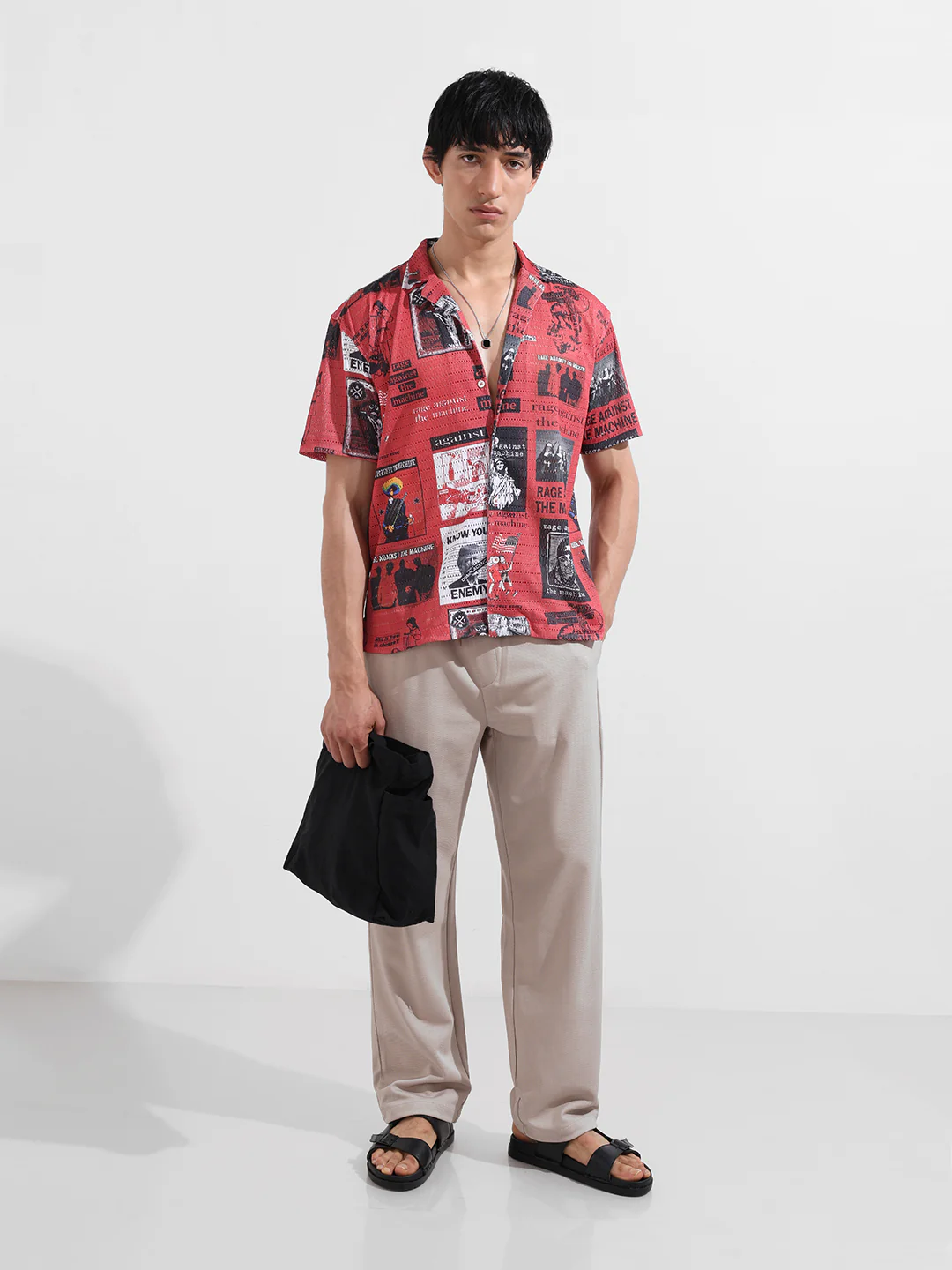 Men's Red Relaxed Fit Printed Resort Shirt - Image 2