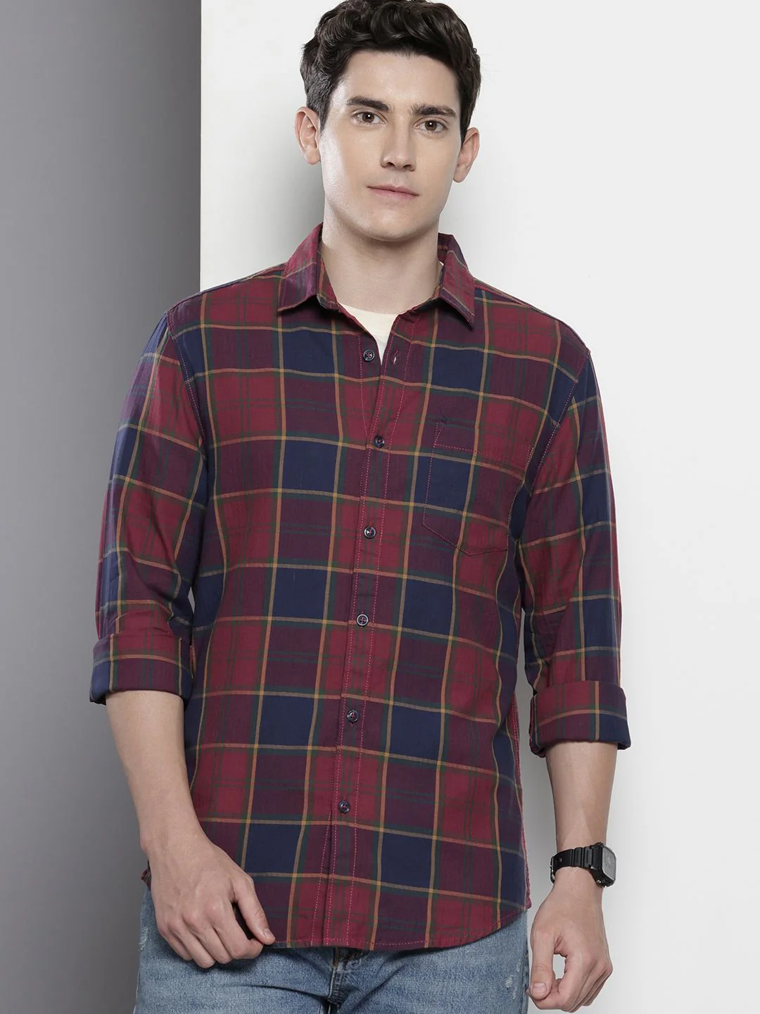 Men's Red Slim Fit Checked Casual Shirt - Image 2