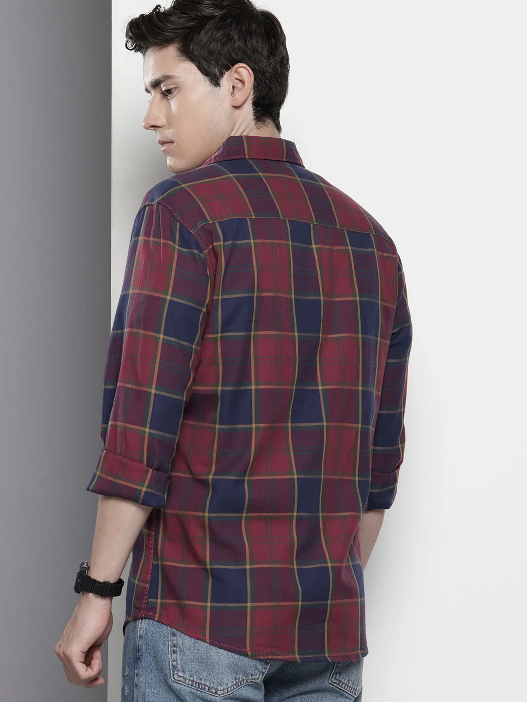 Men's Red Slim Fit Checked Casual Shirt - Image 3