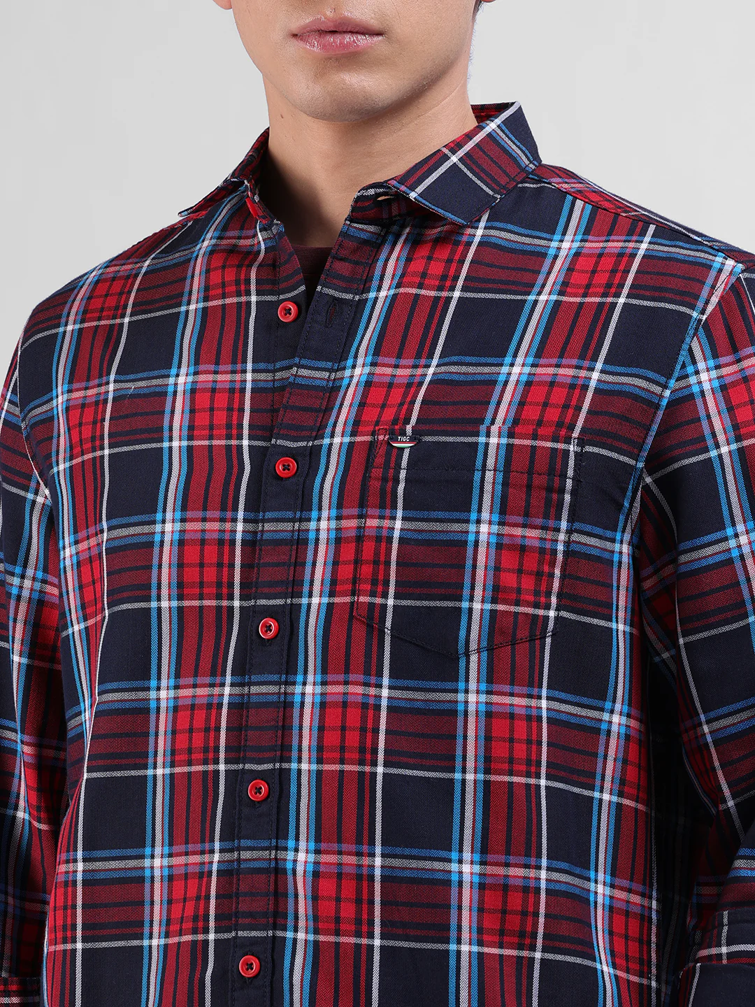 Men's Red Slim Fit Checkered Casual Shirt - Image 3