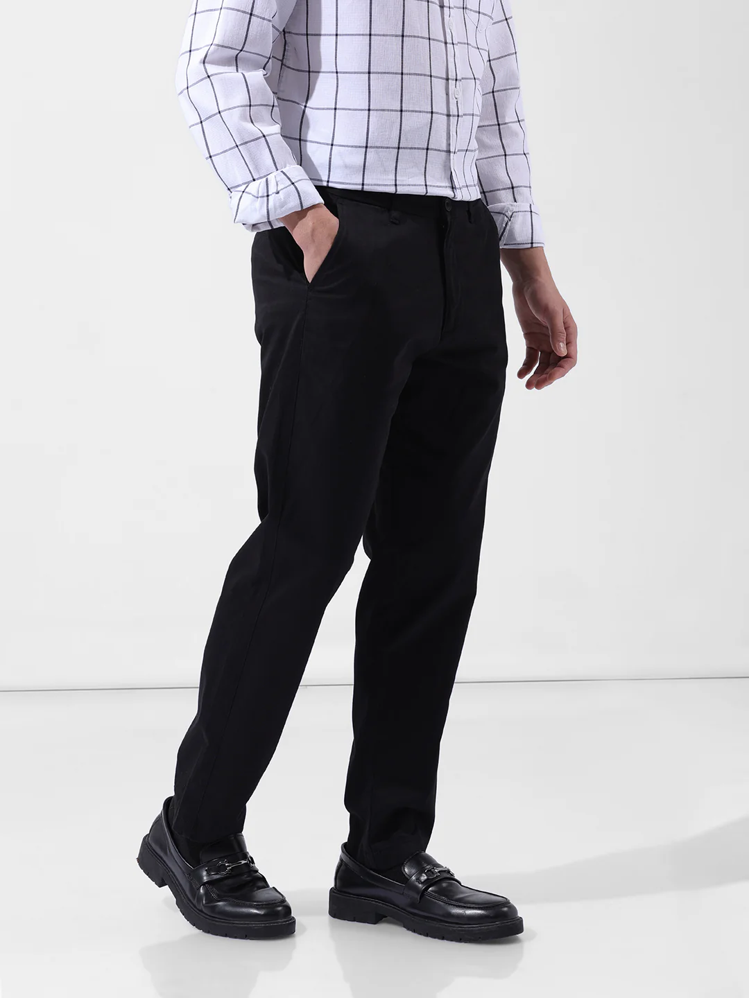 Men's Black Regular Fit Solid Casual Chinos - Image 3