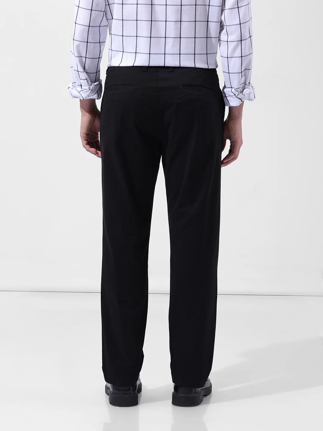 Men's Black Regular Fit Solid Casual Chinos - Image 6