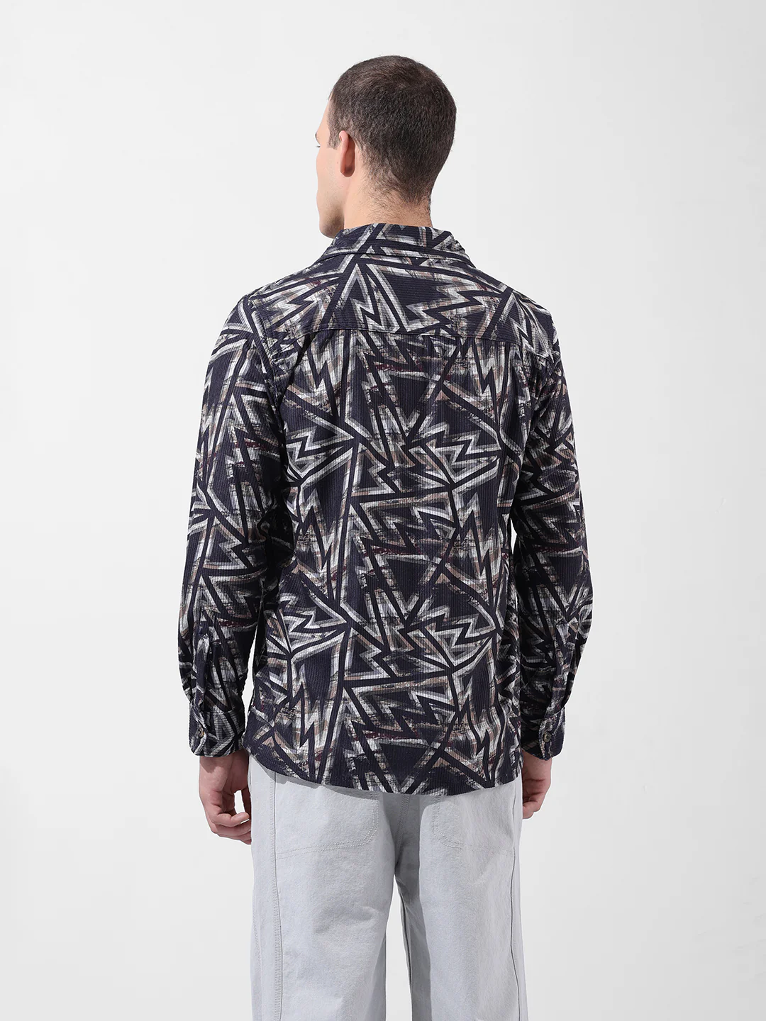 Men's Black Regular Fit Geometric Print Casual Shirt - Image 5