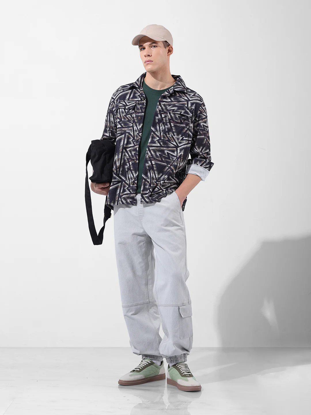 Men's Black Regular Fit Geometric Print Casual Shirt - Image 8