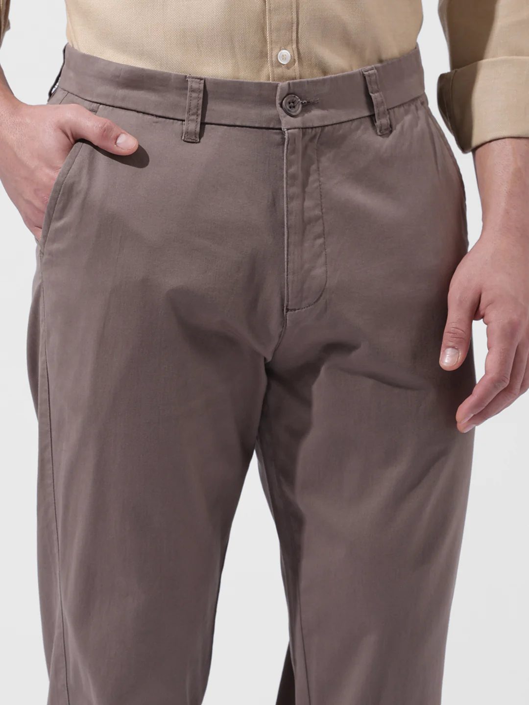 Men's Taupe Regular Fit Solid Casual Chinos - Image 4
