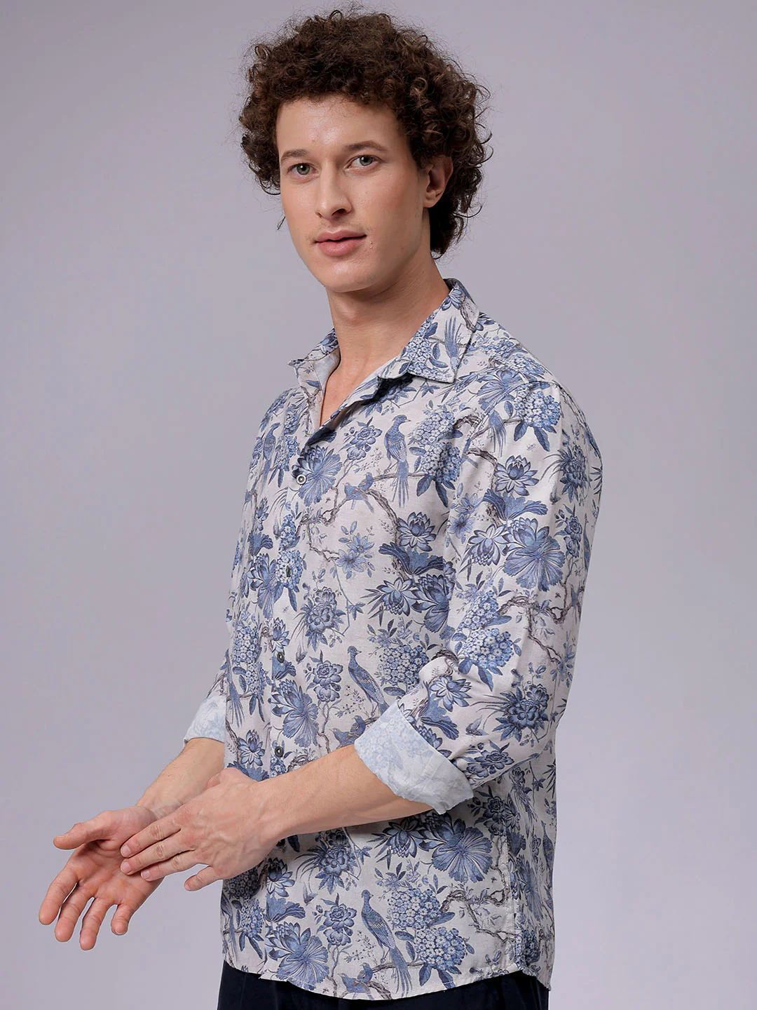 Men's Grey Regular Fit Floral Print Resort Wear Shirt - Image 3