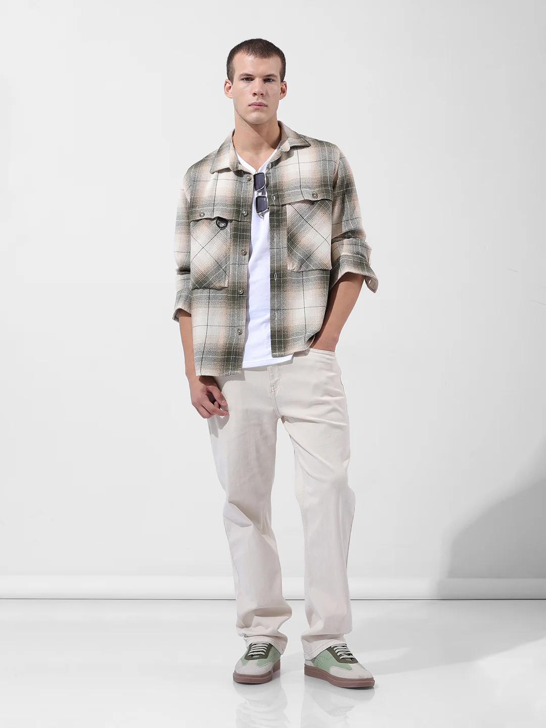 Men's Green Regular Fit Checkered Casual Shirt - Image 9