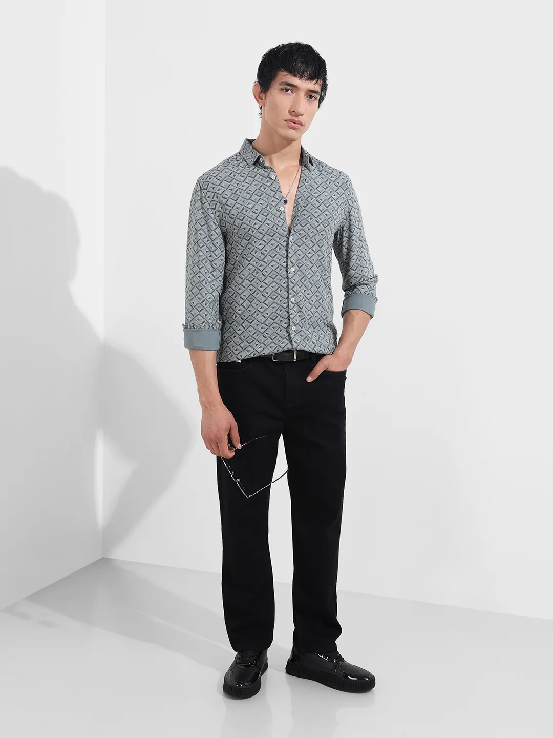 Men's Green Regular Fit Printed Print Shirt - Image 2