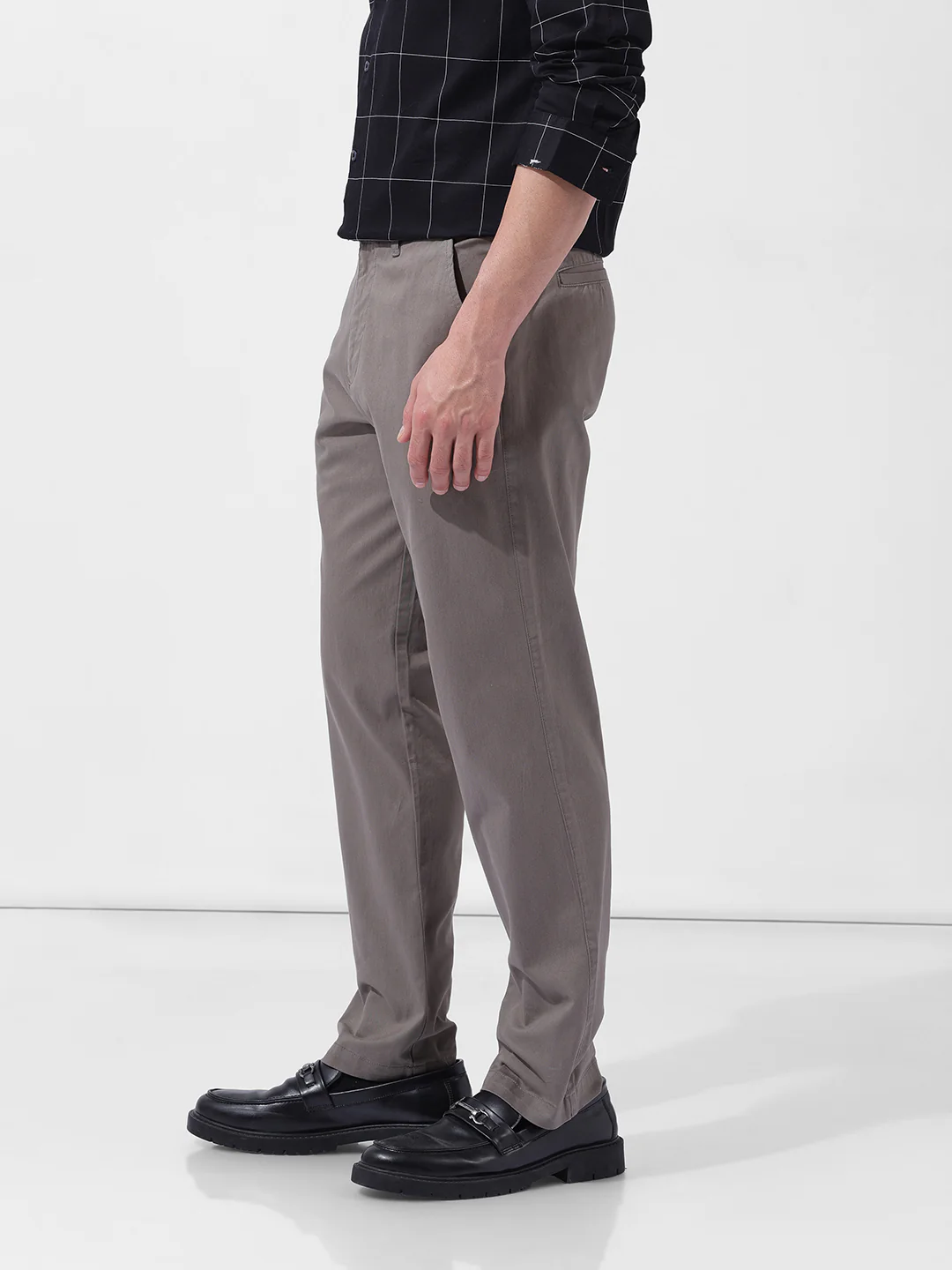 Men's Stone Regular Fit Solid Casual Chinos - Image 2