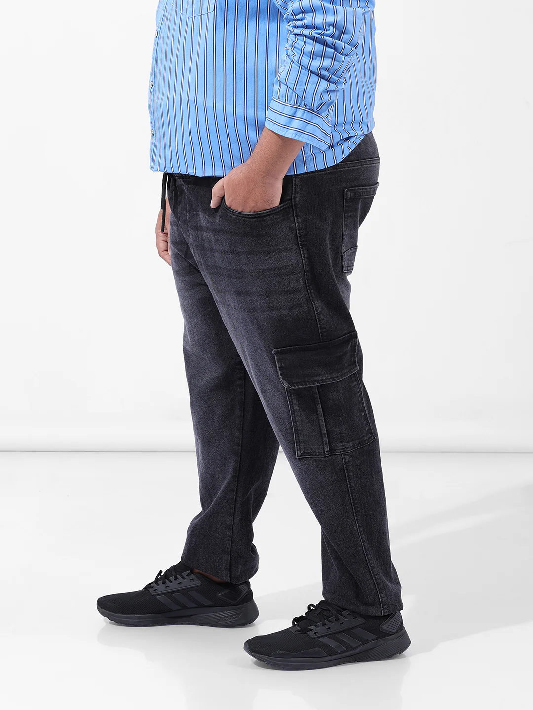 Men's Grey Regular Fit Casual Jeans - Image 2